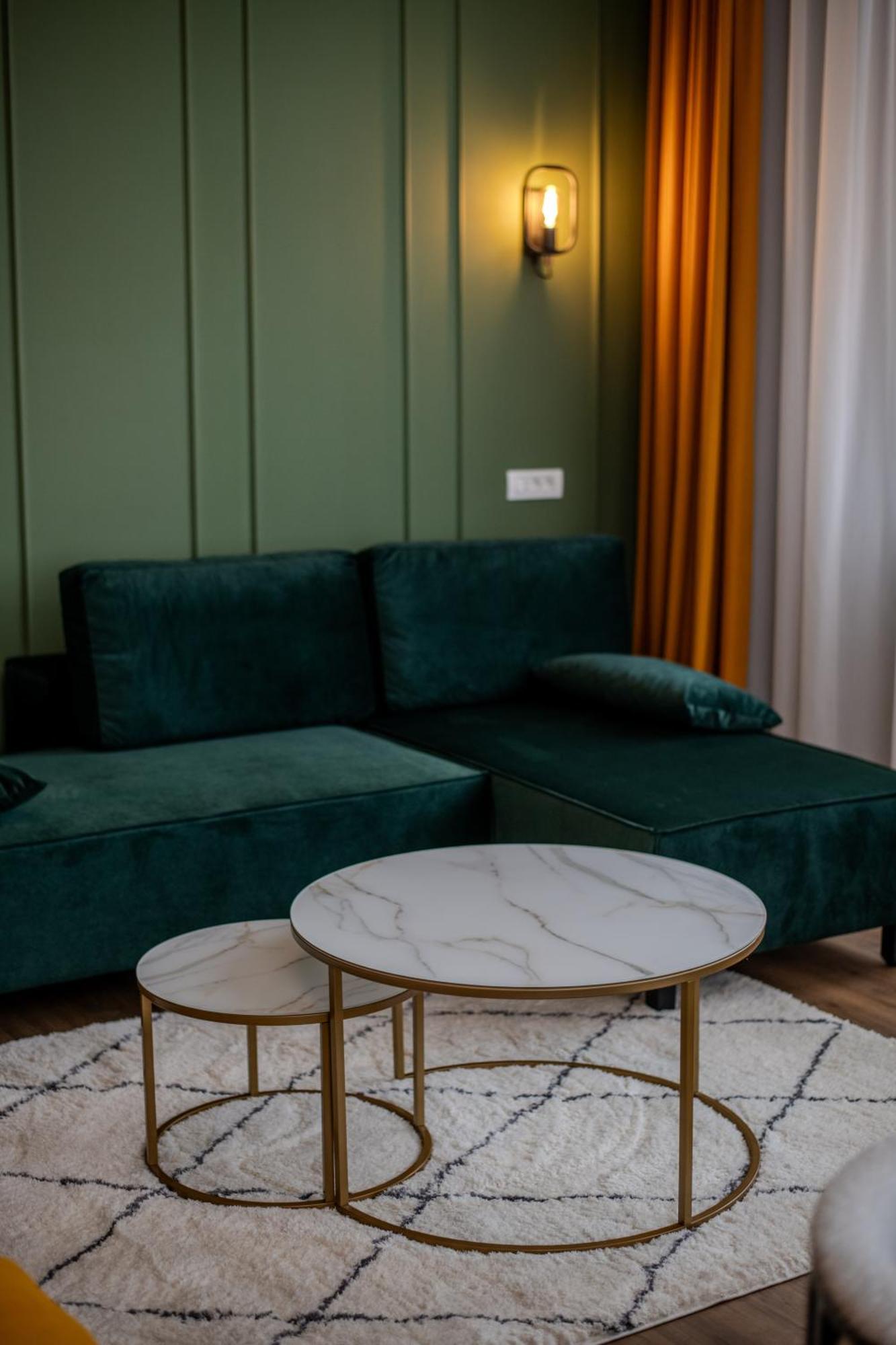 Leda Residence オラデア エクステリア 写真