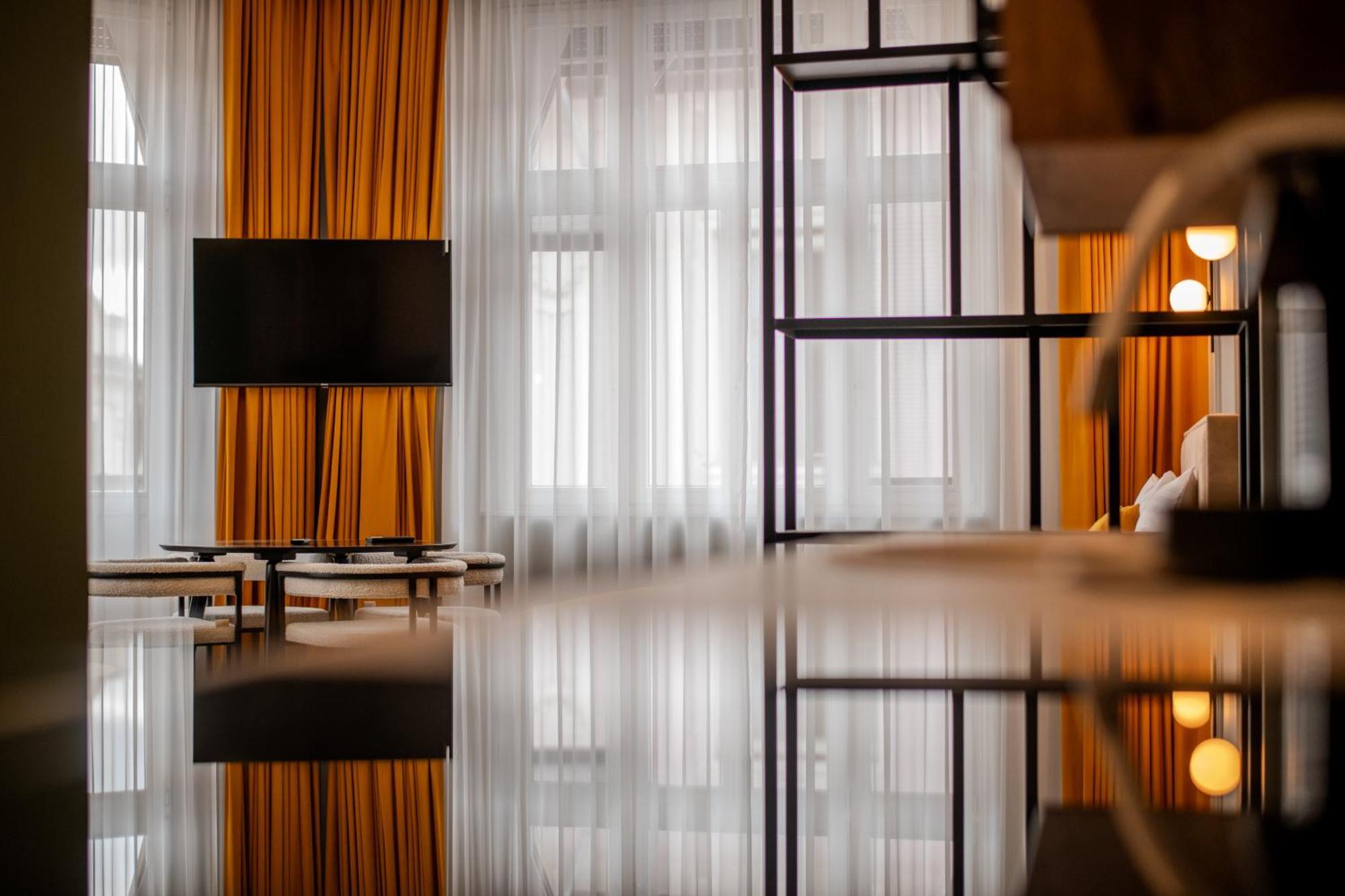 Leda Residence オラデア エクステリア 写真
